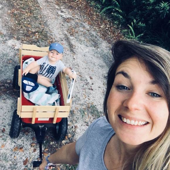 Meet your Posher, Tara - Picture 1 of 1